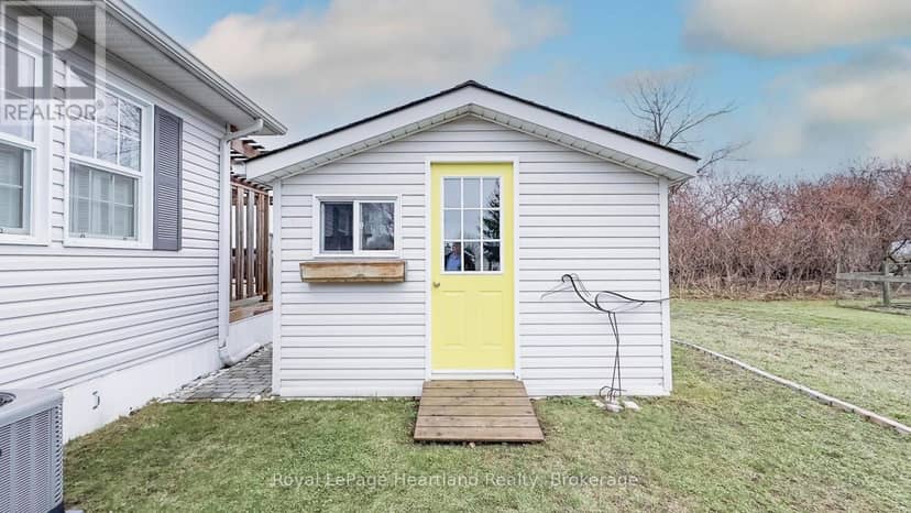 52 Algonquin Lane — photo 33 of 39