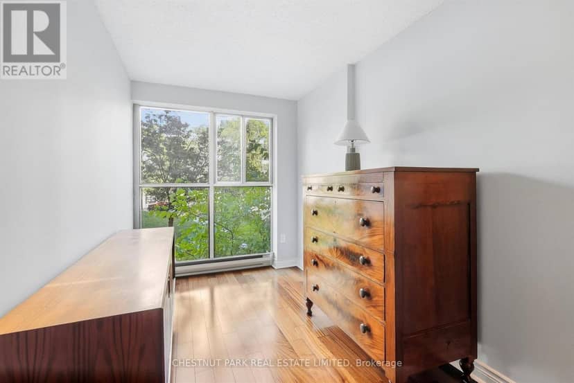 211 - 65 Scadding Avenue — photo 14 of 33