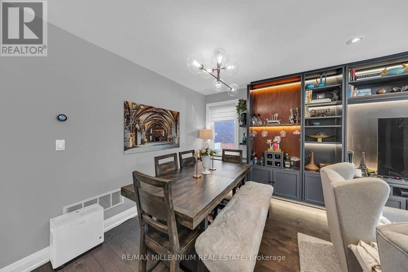 16 Sultana Avenue, Toronto, photo 6