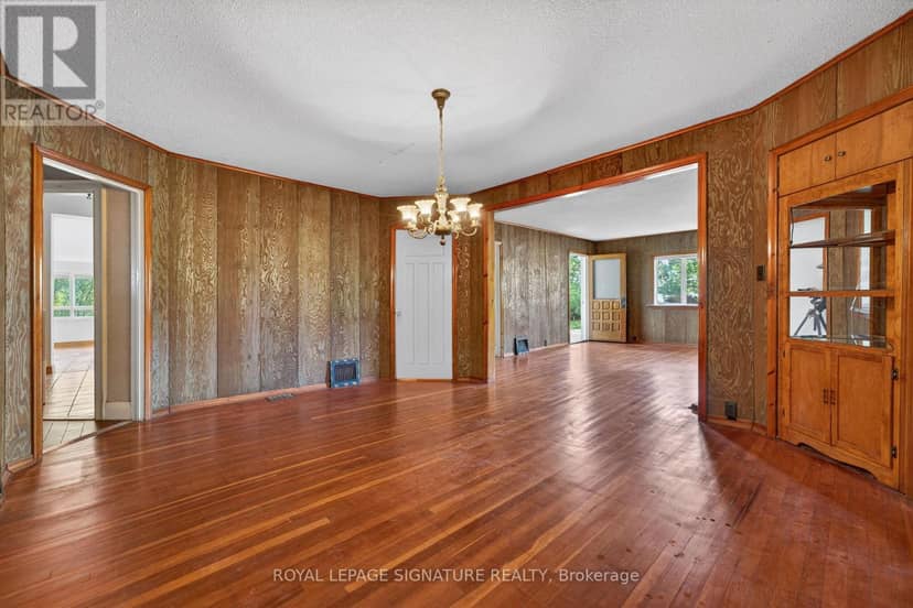 429 Rouge Hills Drive — photo 12 of 39