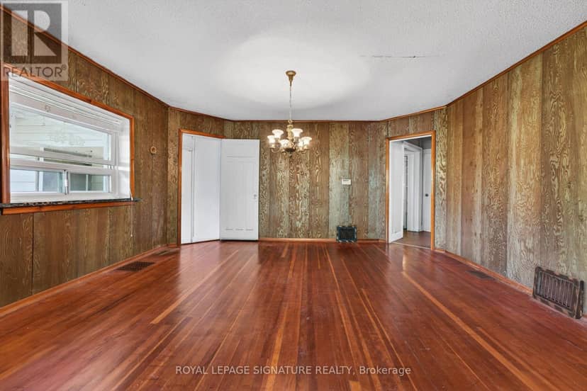429 Rouge Hills Drive — photo 13 of 39