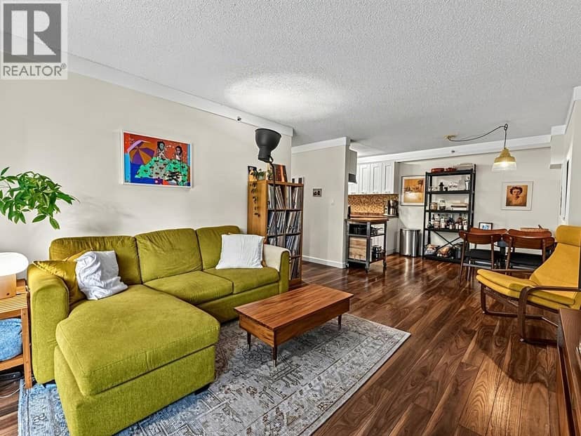 205 825 E 7TH AVENUE, Vancouver