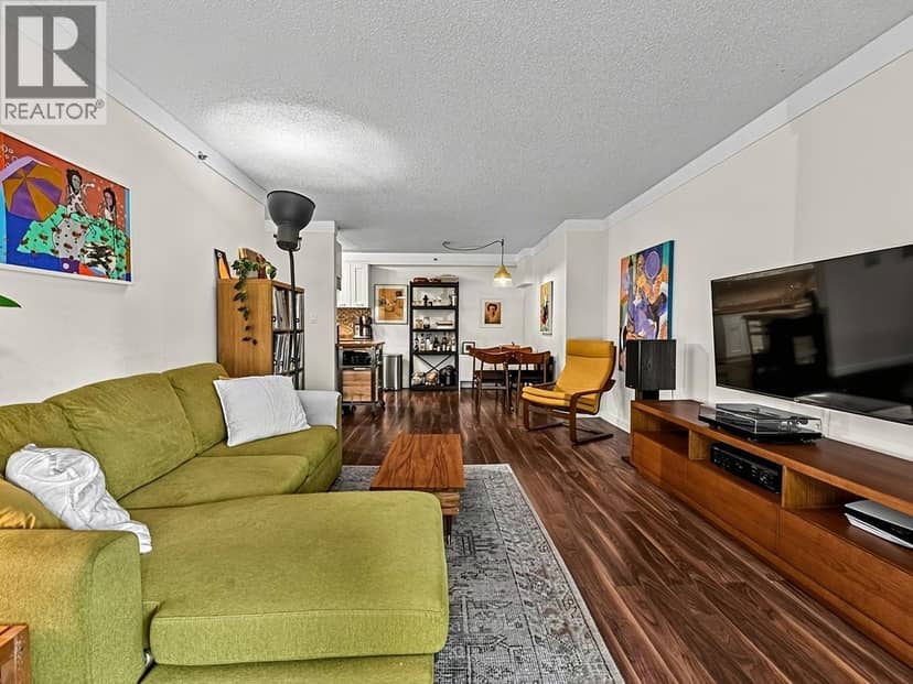 205 825 E 7TH AVENUE, Vancouver, photo 2