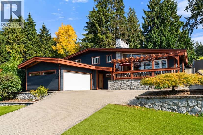 4506 RANGER AVENUE, North Vancouver