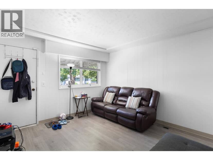 3186 E 28TH AVENUE, Vancouver, photo 3