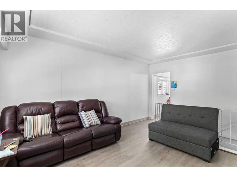 3186 E 28TH AVENUE, Vancouver, photo 4