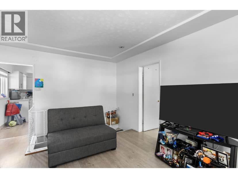 3186 E 28TH AVENUE, Vancouver, photo 5