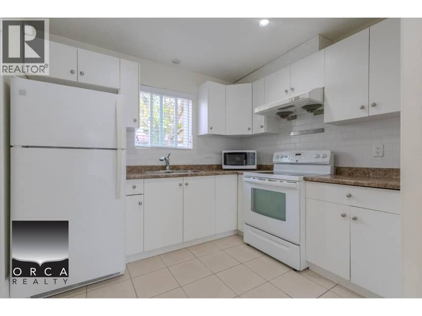 2570 E 2ND AVENUE, Vancouver, photo 5