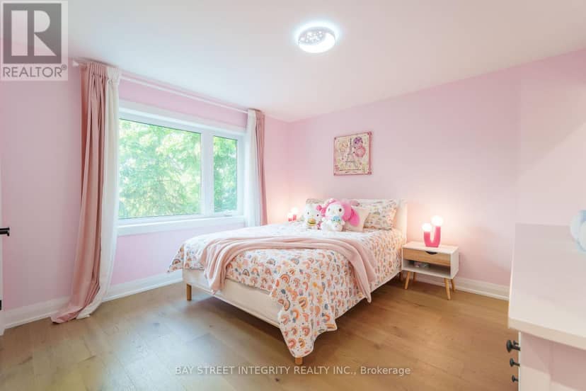 2247 Rodick Road — photo 31 of 40
