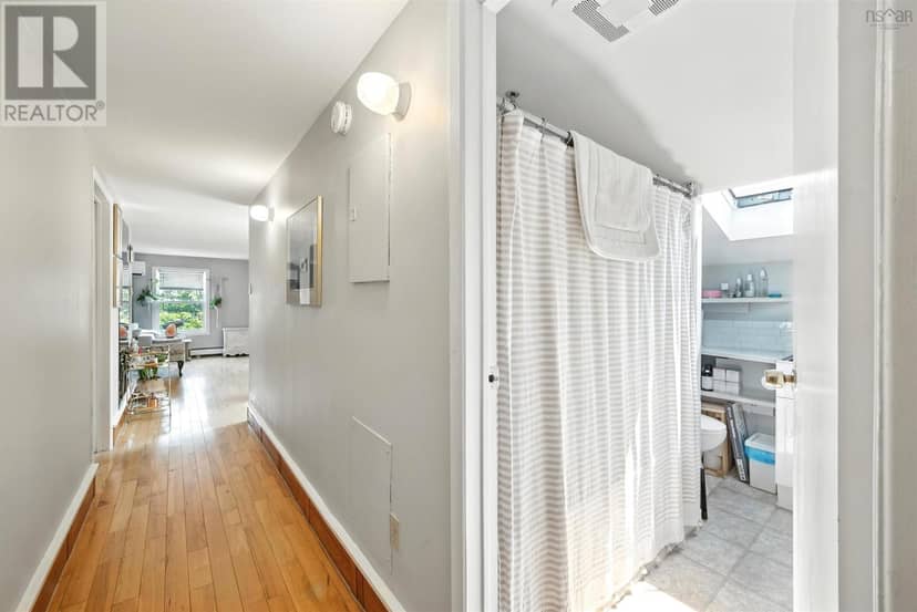 5651 Macara Street — photo 31 of 40