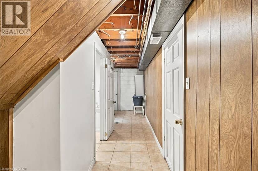 564 COCHRANE Road — photo 36 of 40