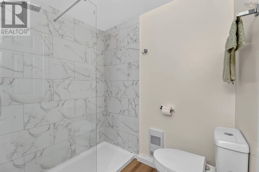 13 Hilltop Drive — photo 10 of 15