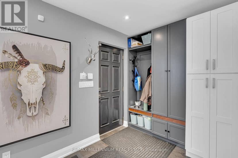 16 Sultana Avenue, Toronto, photo 3