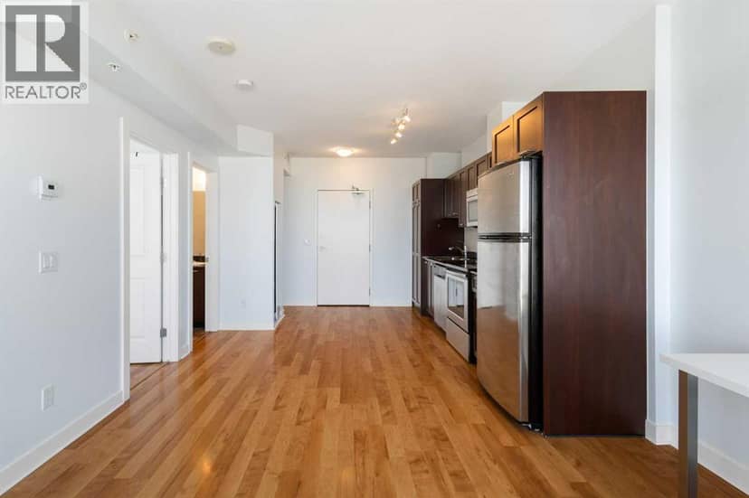 1310, 3830 Brentwood Road NW, Calgary, photo 5