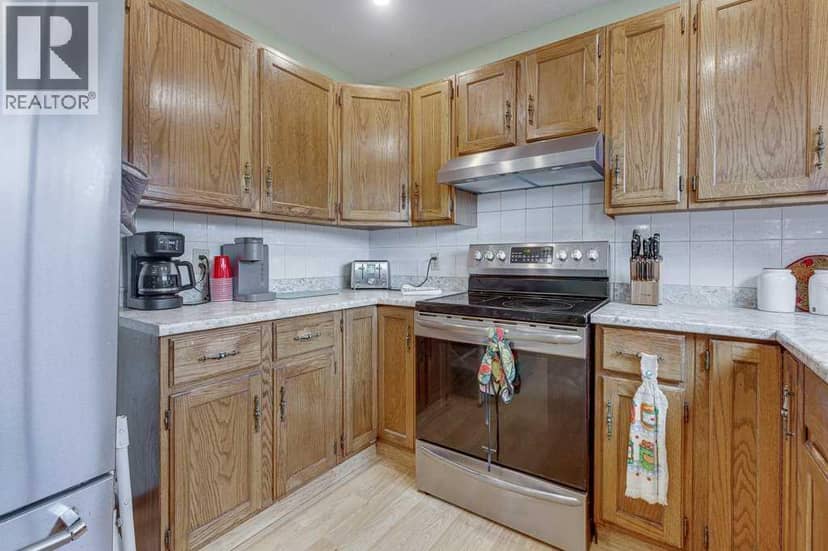 165 Greig Drive — photo 14 of 40
