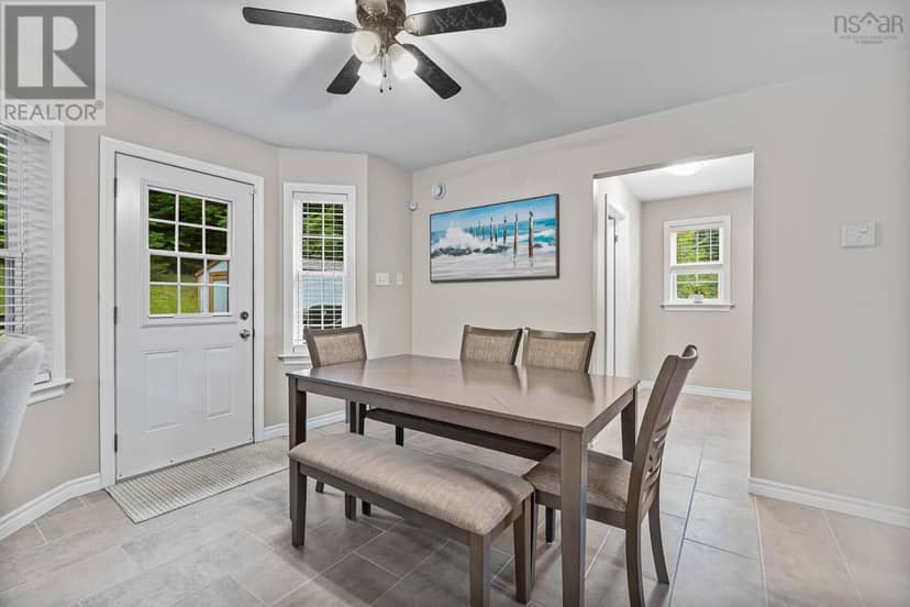 46 Meadow Drive — photo 12 of 40