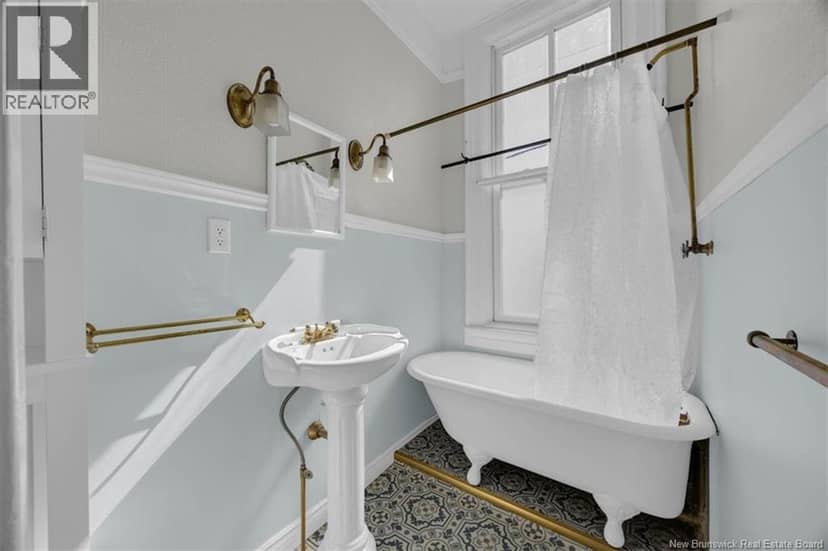 176 Sydney Street — photo 9 of 40