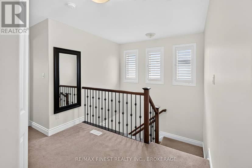 1593 Providence Crescent — photo 28 of 40