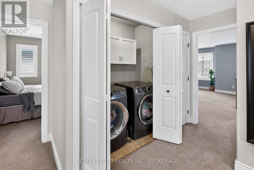 1593 Providence Crescent — photo 29 of 40