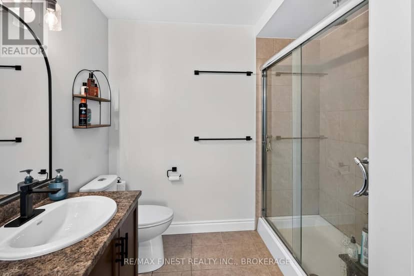 1593 Providence Crescent — photo 34 of 40