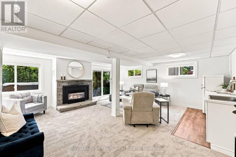 2 Crestwood Avenue — photo 25 of 40