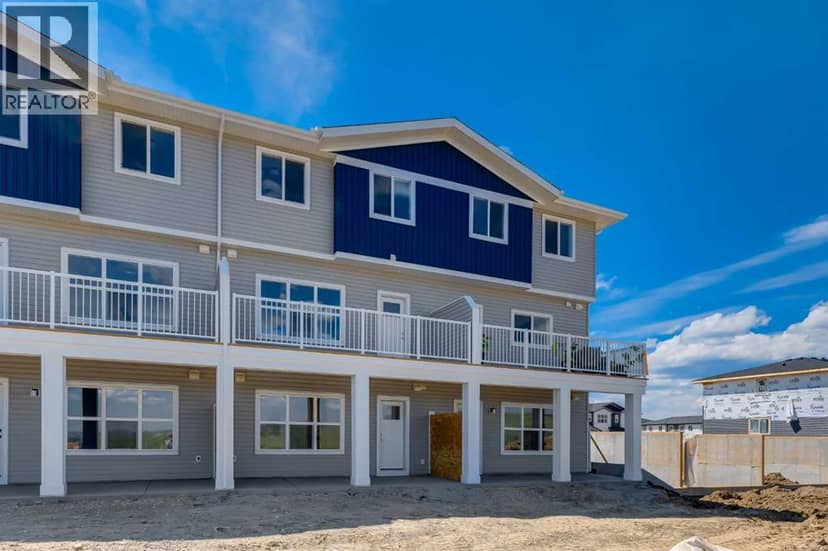 1905, 525 River Heights Drive, Cochrane
