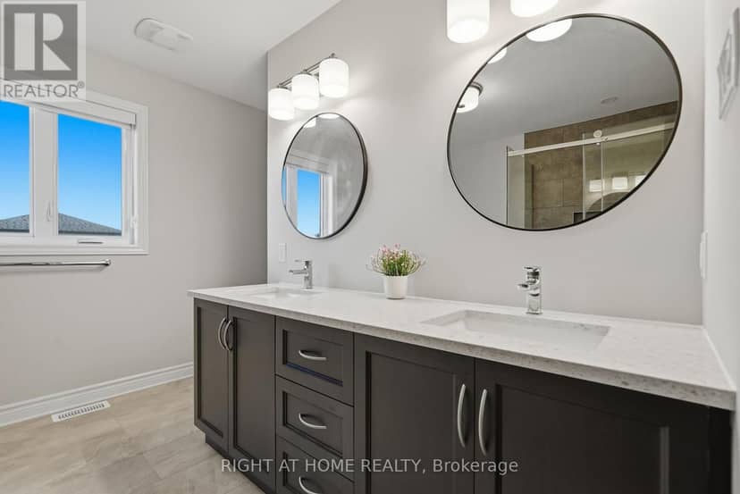 1334 Fribourg Street — photo 21 of 38