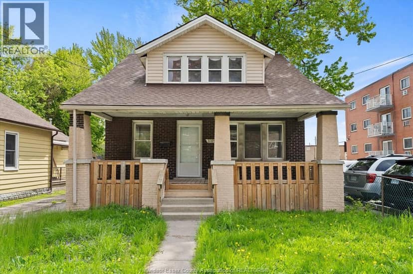 3185 Donnelly — photo 1 of 38