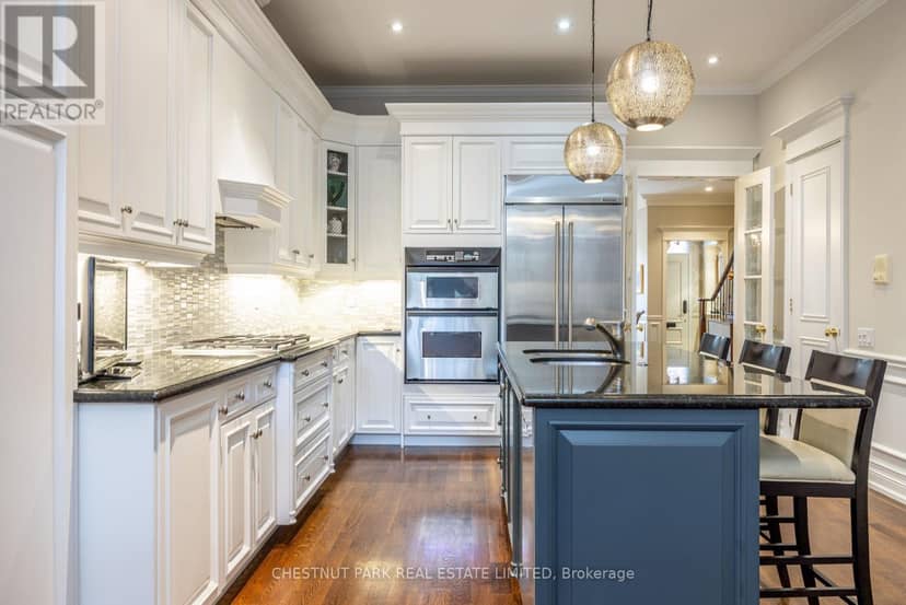 117 Davenport Road — photo 21 of 40
