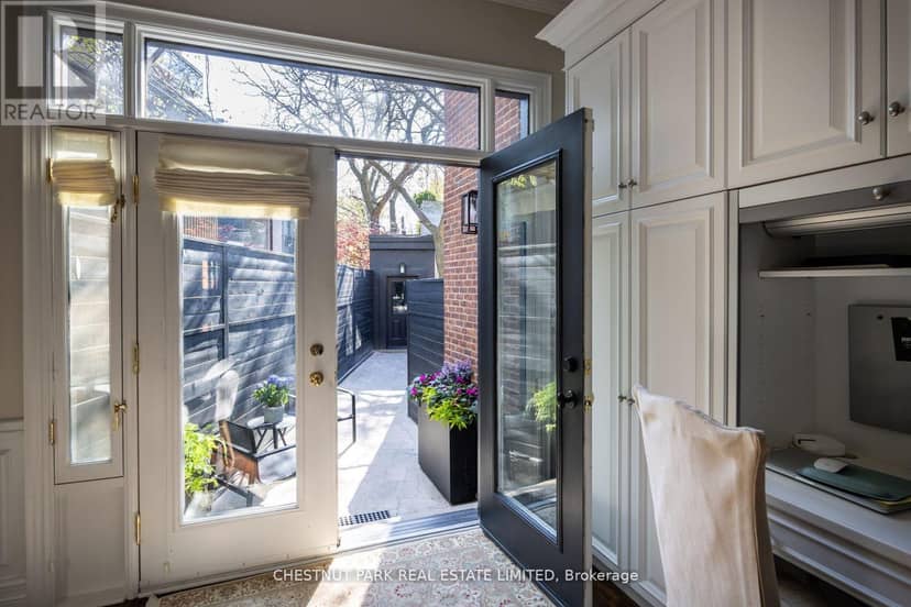 117 Davenport Road — photo 22 of 40