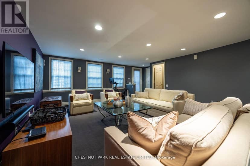 117 Davenport Road — photo 38 of 40