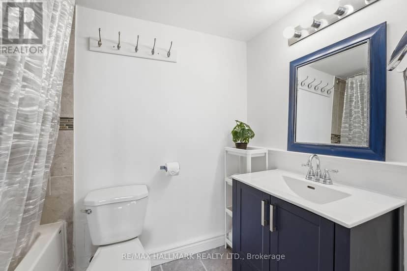 503 - 180 Markham Road — photo 13 of 36