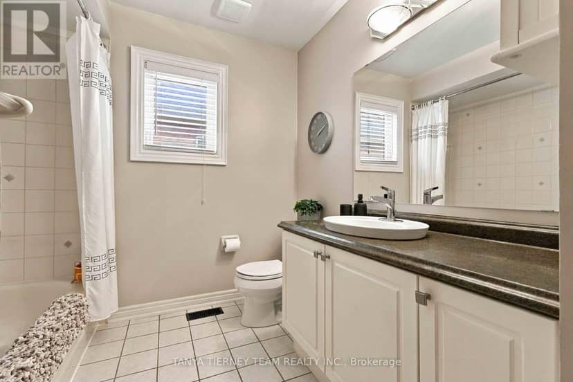 111 Watford Street — photo 31 of 40