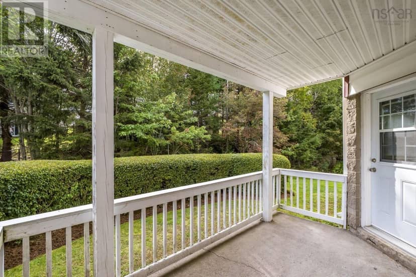 413 96 Moirs Mill Road — photo 31 of 40