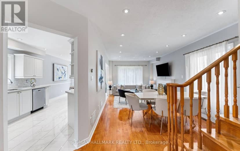 17 Rushingbrook Drive, Richmond Hill, photo 7