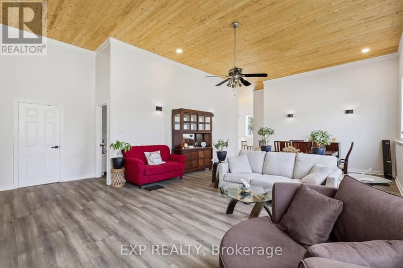 51181 Broadway Street, Malahide, photo 5