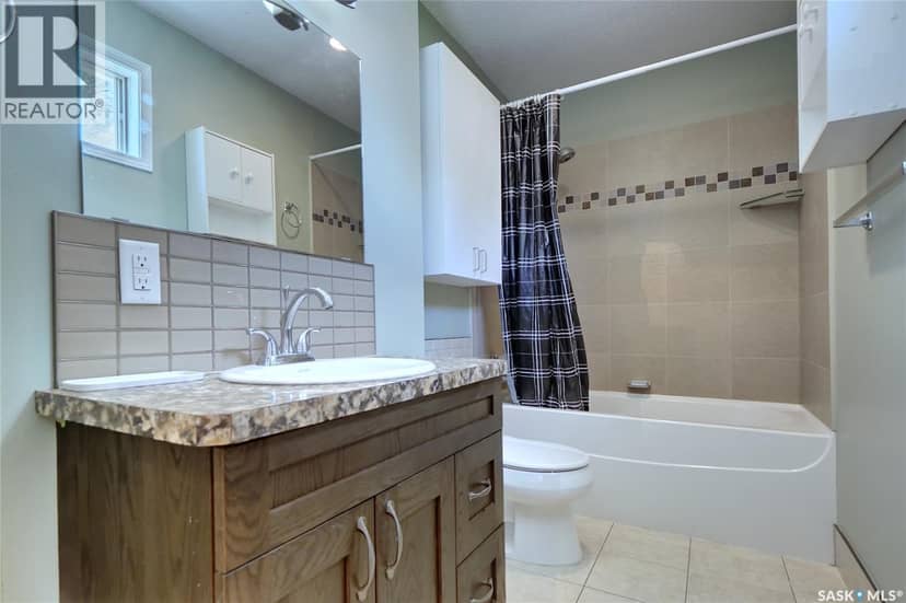 366 Central STREET — photo 12 of 28