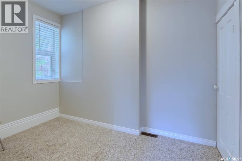 366 Central STREET, Central Butte, photo 7