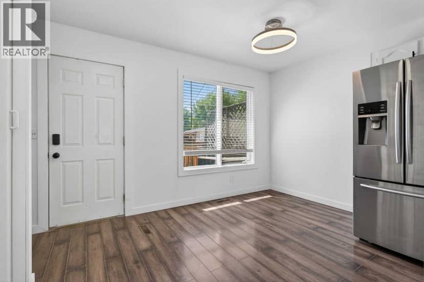 1013 Smith Avenue — photo 15 of 33