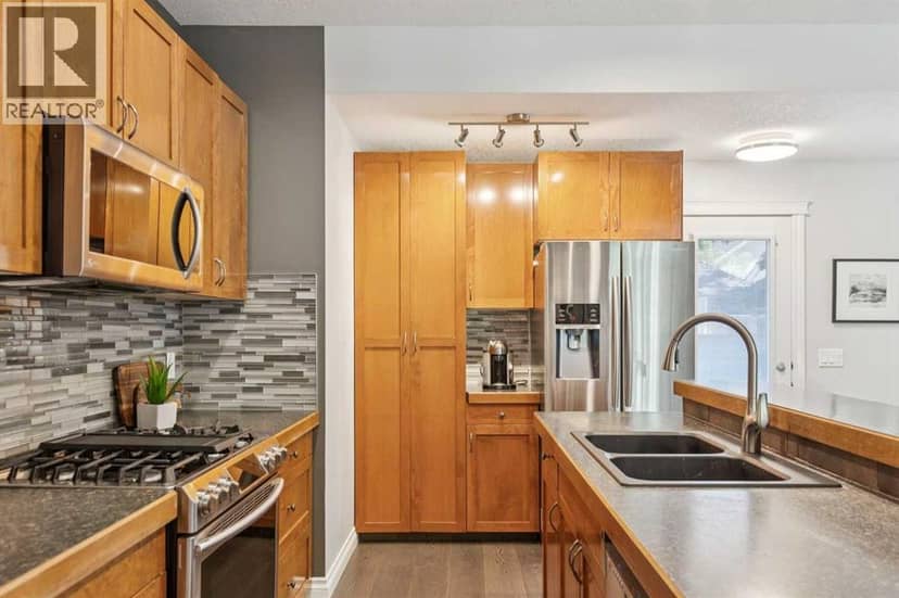 115 Couture Crescent SW — photo 13 of 37