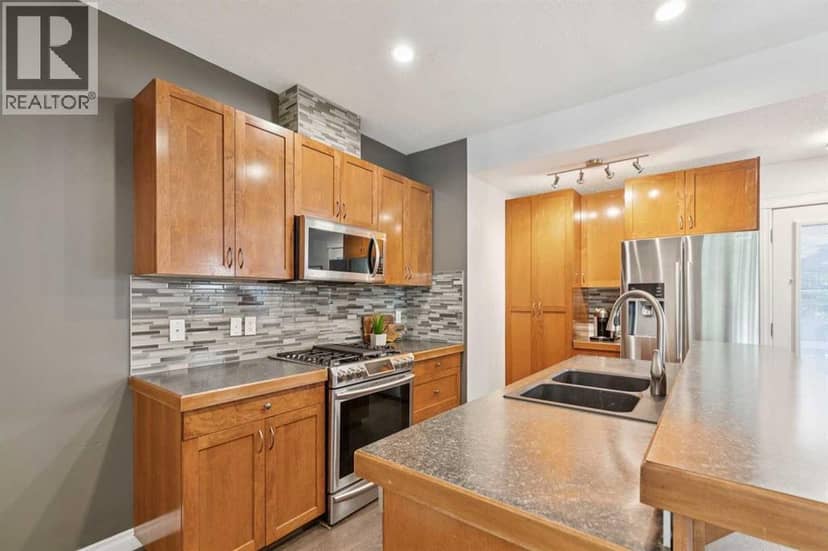 115 Couture Crescent SW — photo 15 of 37