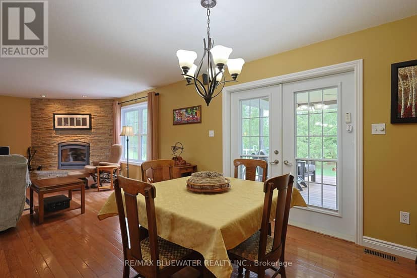 71837 Sunridge Crescent — photo 17 of 40