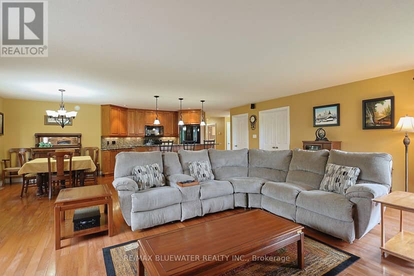 71837 Sunridge Crescent — photo 21 of 40