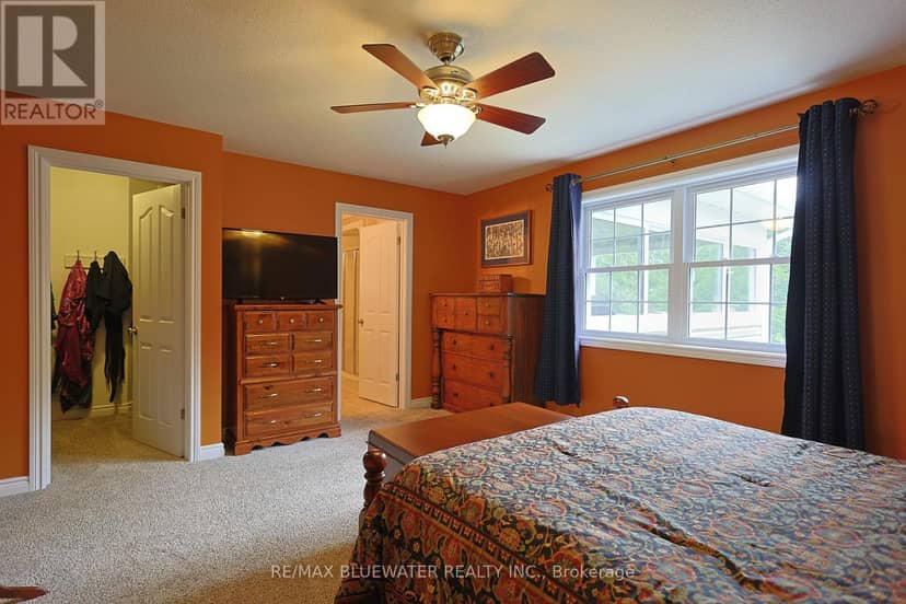 71837 Sunridge Crescent — photo 23 of 40