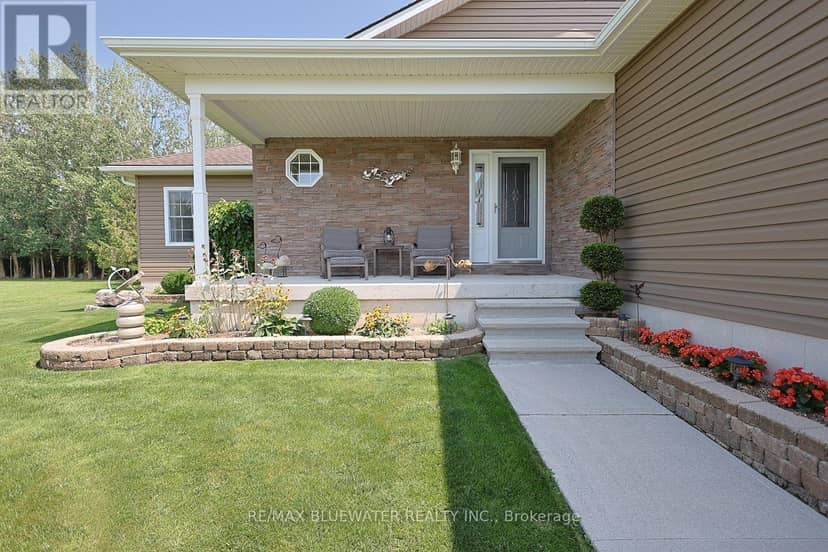 71837 Sunridge Crescent — photo 9 of 40