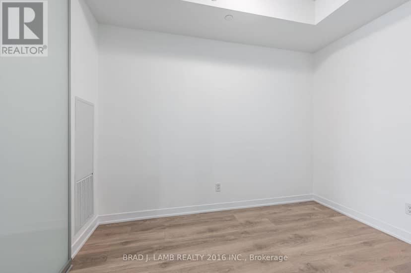 2810 - 87 Peter Street — photo 26 of 40