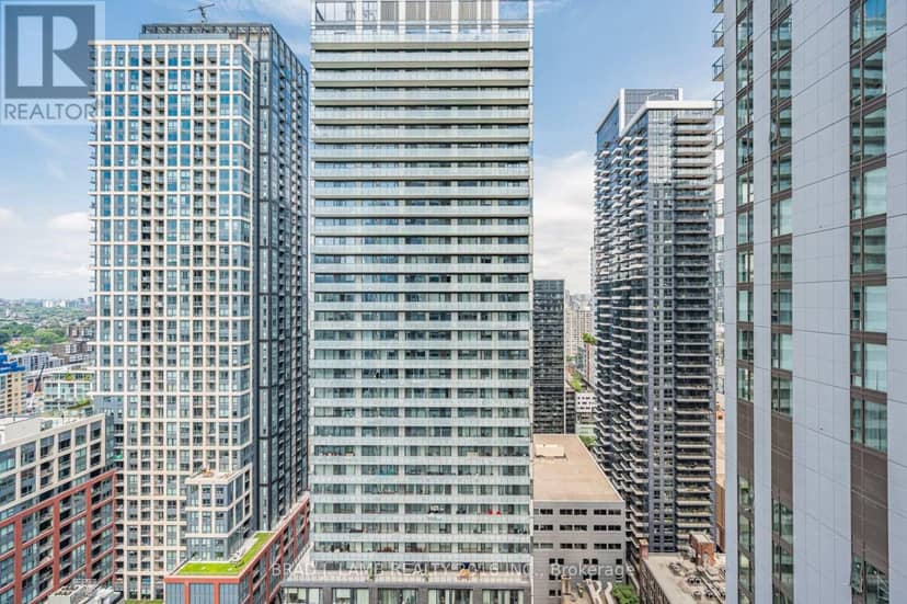 2810 - 87 Peter Street — photo 38 of 40