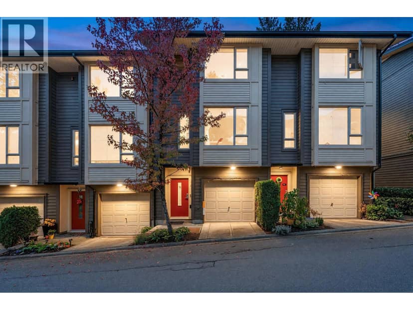 26 9229 University Crescent, Burnaby, photo 2