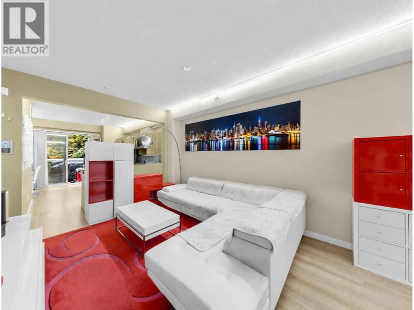 26 9229 University Crescent, Burnaby, photo 8