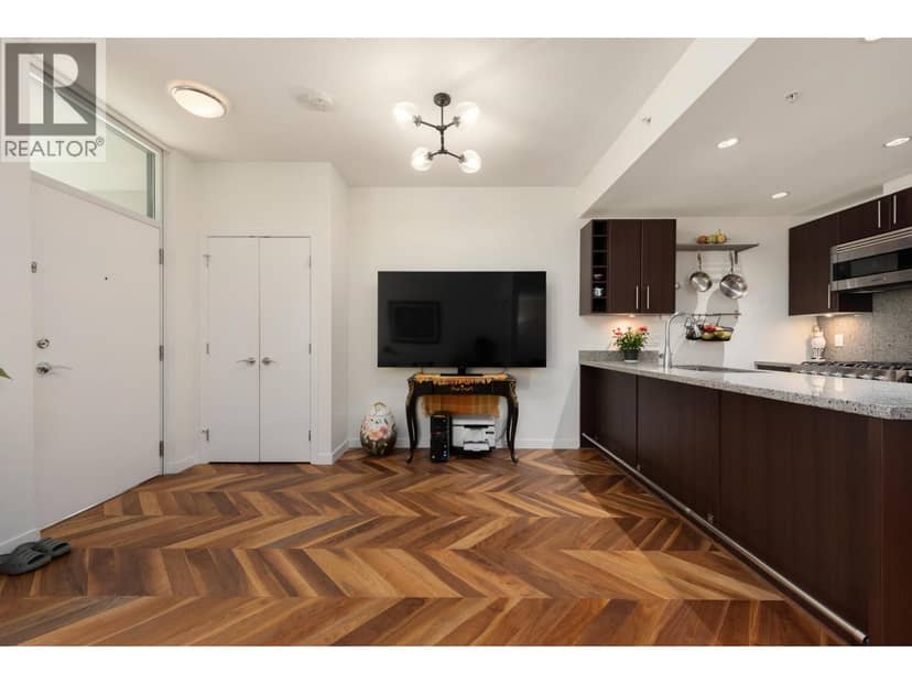 253 108 W 1ST AVENUE, Vancouver, photo 5